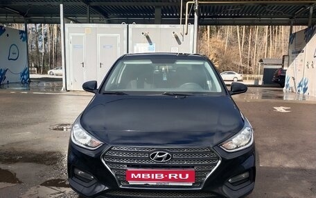 Hyundai Solaris II рестайлинг, 2017 год, 1 150 000 рублей, 1 фотография
