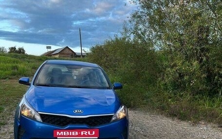 KIA Rio IV, 2021 год, 1 350 000 рублей, 6 фотография