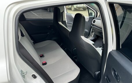 Toyota Vitz, 2013 год, 740 000 рублей, 16 фотография