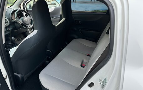 Toyota Vitz, 2013 год, 740 000 рублей, 11 фотография