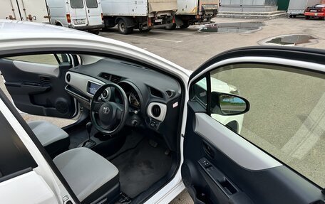 Toyota Vitz, 2013 год, 740 000 рублей, 19 фотография