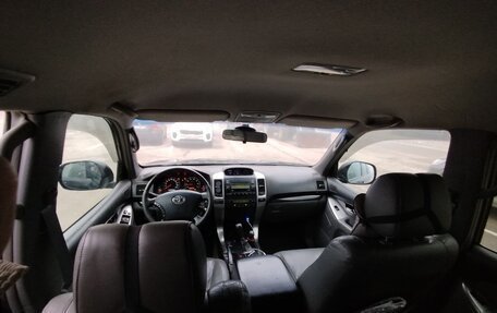 Toyota Land Cruiser Prado 120 рестайлинг, 2008 год, 1 550 000 рублей, 11 фотография