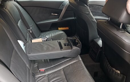 BMW 5 серия, 2005 год, 870 000 рублей, 7 фотография