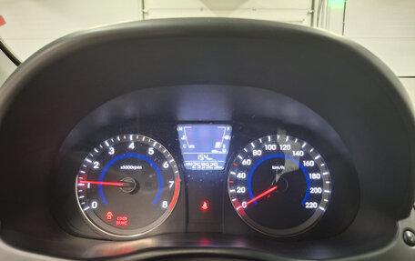 Hyundai Solaris II рестайлинг, 2011 год, 499 000 рублей, 16 фотография