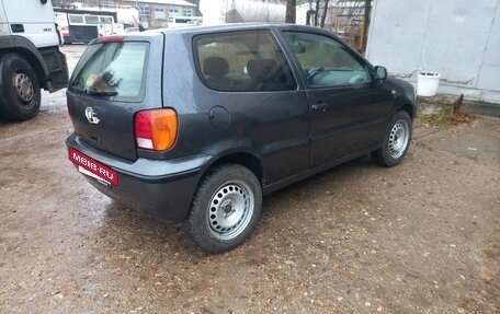Volkswagen Polo III рестайлинг, 2000 год, 250 000 рублей, 3 фотография
