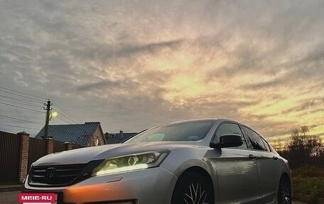 Honda Accord IX рестайлинг, 2013 год, 1 450 000 рублей, 3 фотография