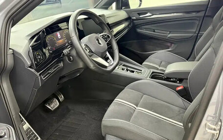 Volkswagen Golf VIII, 2021 год, 1 700 000 рублей, 8 фотография