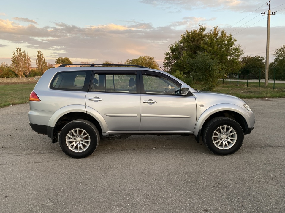 Mitsubishi Pajero Sport II рестайлинг, 2013 год, 1 780 000 рублей, 6 фотография