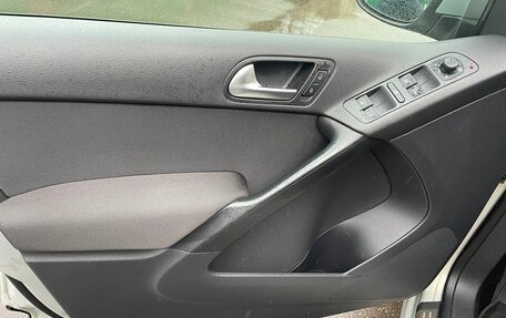 Volkswagen Tiguan I, 2015 год, 2 200 000 рублей, 20 фотография