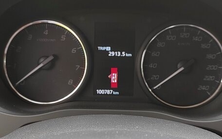 Mitsubishi Outlander III рестайлинг 3, 2019 год, 2 450 000 рублей, 12 фотография