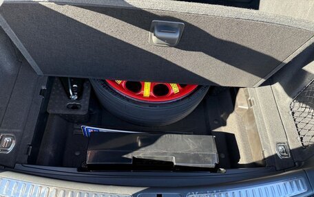 Porsche Macan I рестайлинг, 2025 год, 14 800 000 рублей, 2 фотография