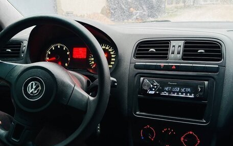 Volkswagen Polo VI (EU Market), 2012 год, 650 000 рублей, 7 фотография