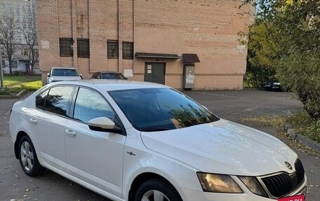 Skoda Octavia, 2018 год, 1 800 000 рублей, 3 фотография