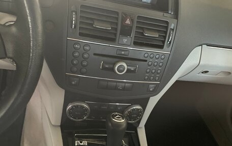 Mercedes-Benz C-Класс, 2008 год, 1 100 000 рублей, 5 фотография