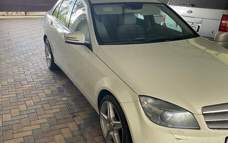 Mercedes-Benz C-Класс, 2008 год, 1 100 000 рублей, 2 фотография