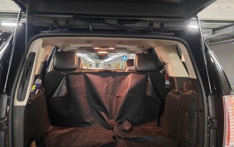 Cadillac Escalade III, 2008 год, 1 700 000 рублей, 8 фотография