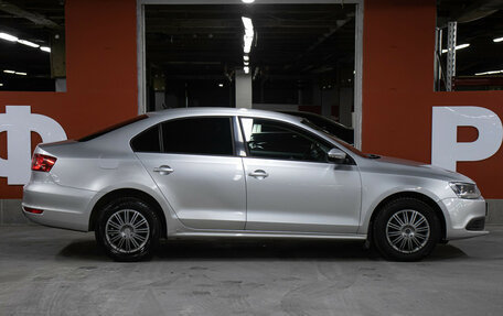 Volkswagen Jetta VI, 2013 год, 898 000 рублей, 4 фотография