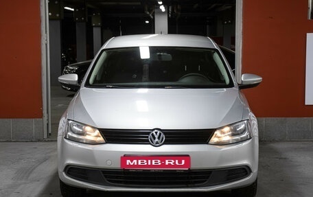 Volkswagen Jetta VI, 2013 год, 898 000 рублей, 2 фотография