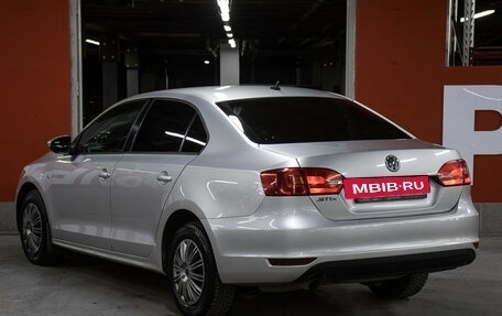 Volkswagen Jetta VI, 2013 год, 898 000 рублей, 7 фотография