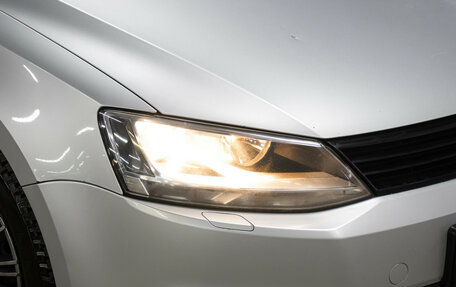 Volkswagen Jetta VI, 2013 год, 898 000 рублей, 21 фотография