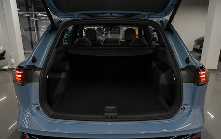 Volkswagen Tiguan, 2025 год, 5 250 000 рублей, 26 фотография