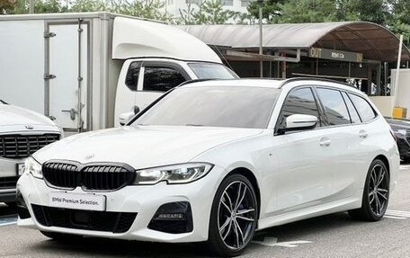 BMW 3 серия, 2022 год, 4 200 000 рублей, 1 фотография