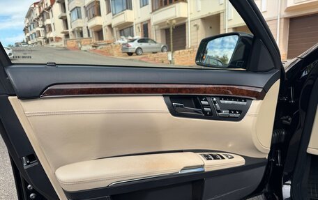 Mercedes-Benz S-Класс, 2013 год, 2 100 000 рублей, 11 фотография