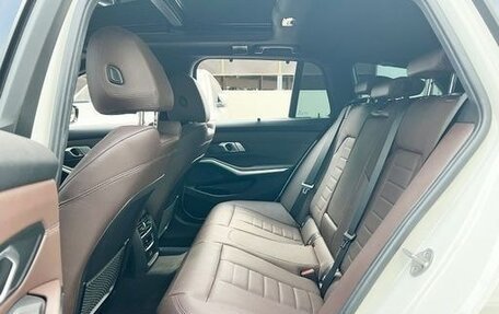 BMW 3 серия, 2022 год, 4 200 000 рублей, 11 фотография