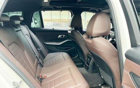 BMW 3 серия, 2022 год, 4 200 000 рублей, 13 фотография