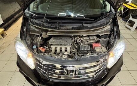 Honda Freed I, 2011 год, 1 100 000 рублей, 18 фотография