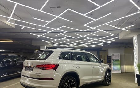 Skoda Kodiaq I, 2025 год, 4 600 000 рублей, 10 фотография