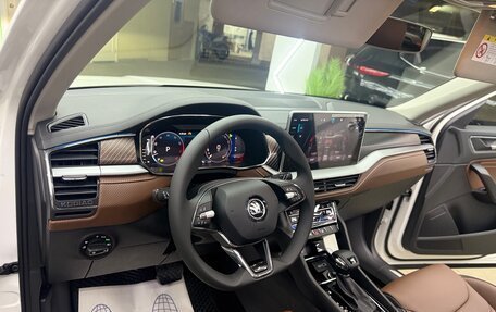 Skoda Kodiaq I, 2025 год, 4 600 000 рублей, 22 фотография