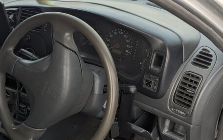 Mitsubishi Lancer VII, 2000 год, 155 555 рублей, 6 фотография