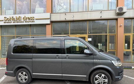 Volkswagen Caravelle T6 рестайлинг, 2016 год, 3 100 000 рублей, 4 фотография