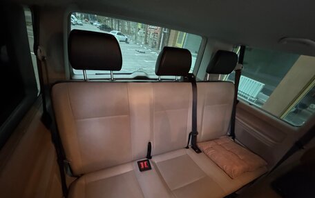 Volkswagen Caravelle T6 рестайлинг, 2016 год, 3 100 000 рублей, 13 фотография