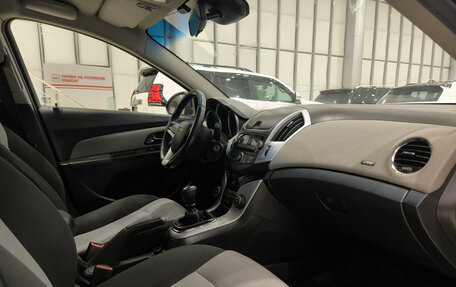 Chevrolet Cruze II, 2013 год, 650 000 рублей, 13 фотография