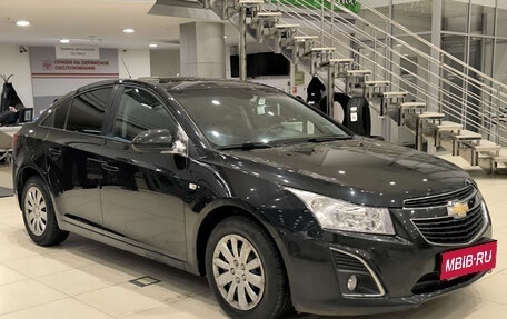 Chevrolet Cruze II, 2013 год, 650 000 рублей, 3 фотография