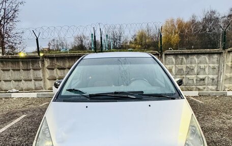 Mitsubishi Colt VI рестайлинг, 2005 год, 300 000 рублей, 3 фотография