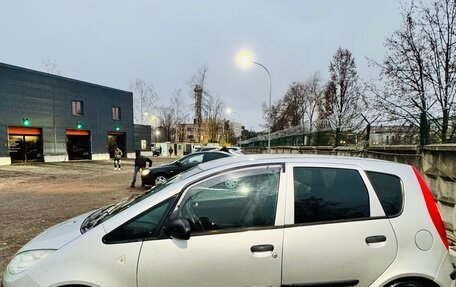 Mitsubishi Colt VI рестайлинг, 2005 год, 300 000 рублей, 2 фотография