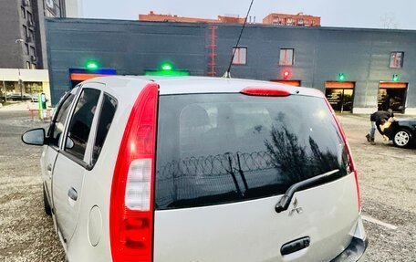 Mitsubishi Colt VI рестайлинг, 2005 год, 300 000 рублей, 5 фотография