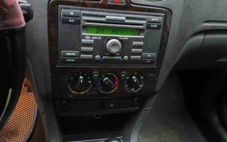 Ford Focus II рестайлинг, 2006 год, 250 000 рублей, 6 фотография