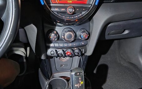 MINI Hatch, 2018 год, 1 750 000 рублей, 9 фотография