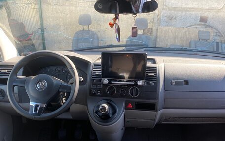 Volkswagen Transporter T5 рестайлинг, 2005 год, 700 000 рублей, 8 фотография