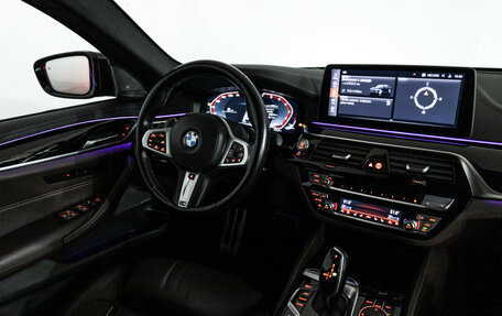 BMW 5 серия, 2021 год, 5 729 000 рублей, 11 фотография