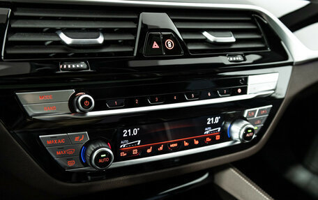 BMW 5 серия, 2021 год, 5 729 000 рублей, 16 фотография