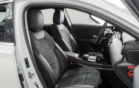 Mercedes-Benz A-Класс, 2020 год, 2 599 000 рублей, 10 фотография