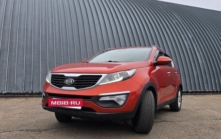 KIA Sportage III, 2010 год, 1 000 000 рублей, 2 фотография