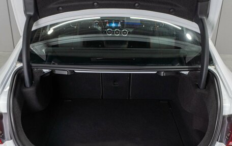 Mercedes-Benz A-Класс, 2020 год, 2 599 000 рублей, 24 фотография