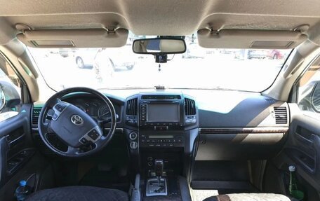 Toyota Land Cruiser 200, 2007 год, 2 800 000 рублей, 6 фотография