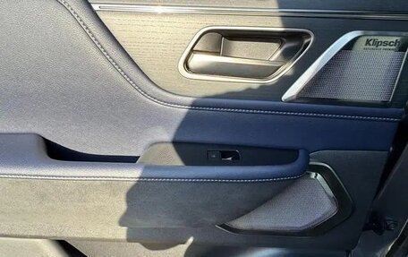 Infiniti QX80, 2025 год, 13 100 000 рублей, 18 фотография